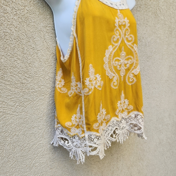 IT'S PINK Women’s Tank Top Size Large Yellow Lace Embroidery Whimsigoth Babydoll - Picture 6 of 10